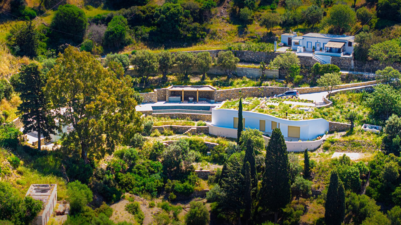 Maison a toit vegetal à Leros Maison a toit vegetal à Leros